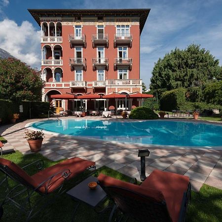 Hotel Milano Toscolano Maderno Exterior photo
