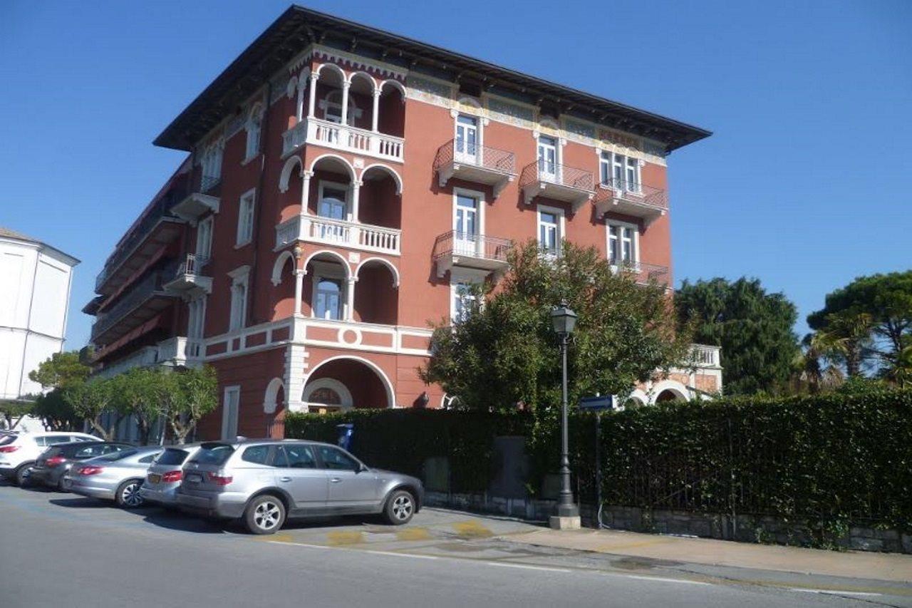 Hotel Milano Toscolano Maderno Exterior photo