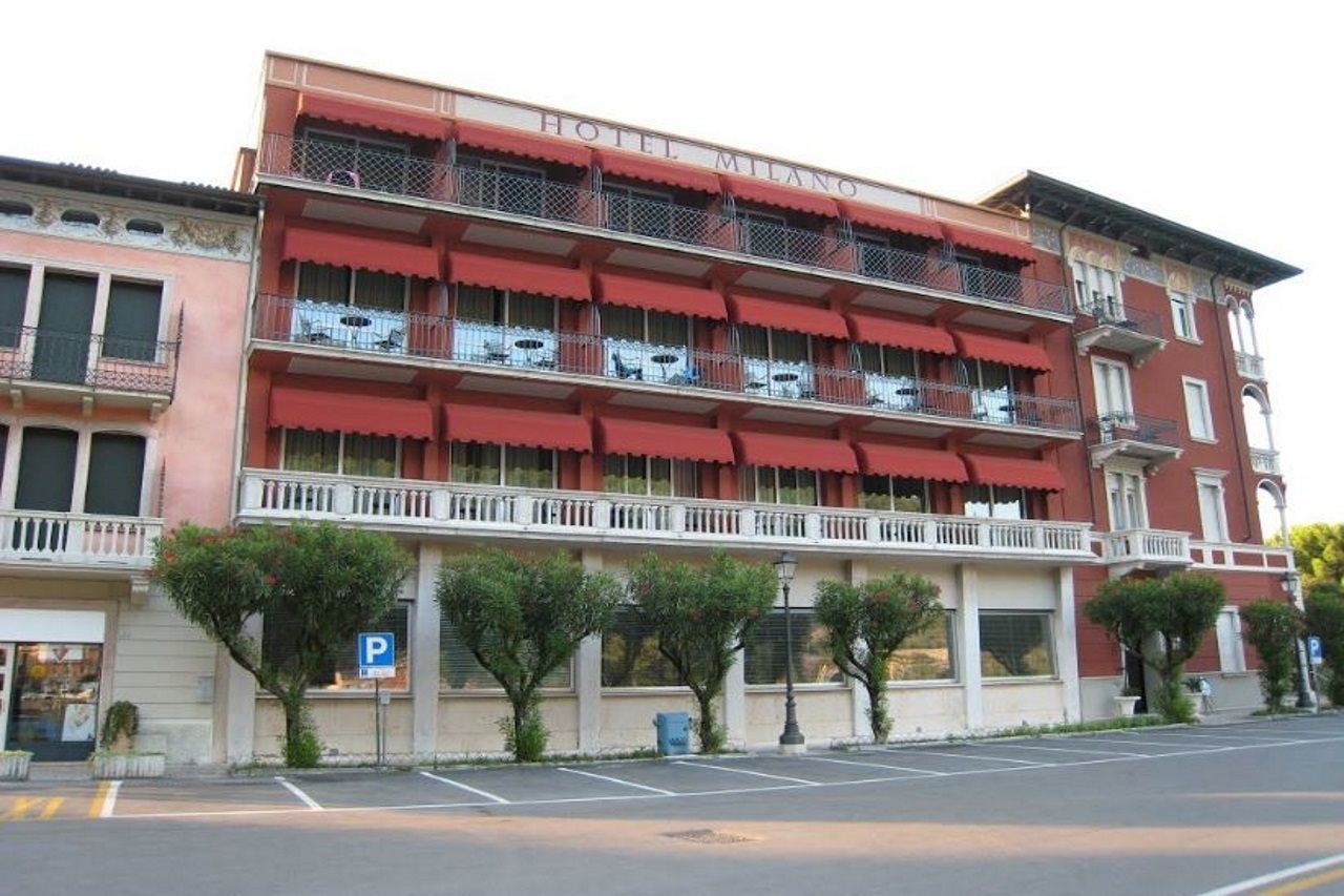 Hotel Milano Toscolano Maderno Exterior photo
