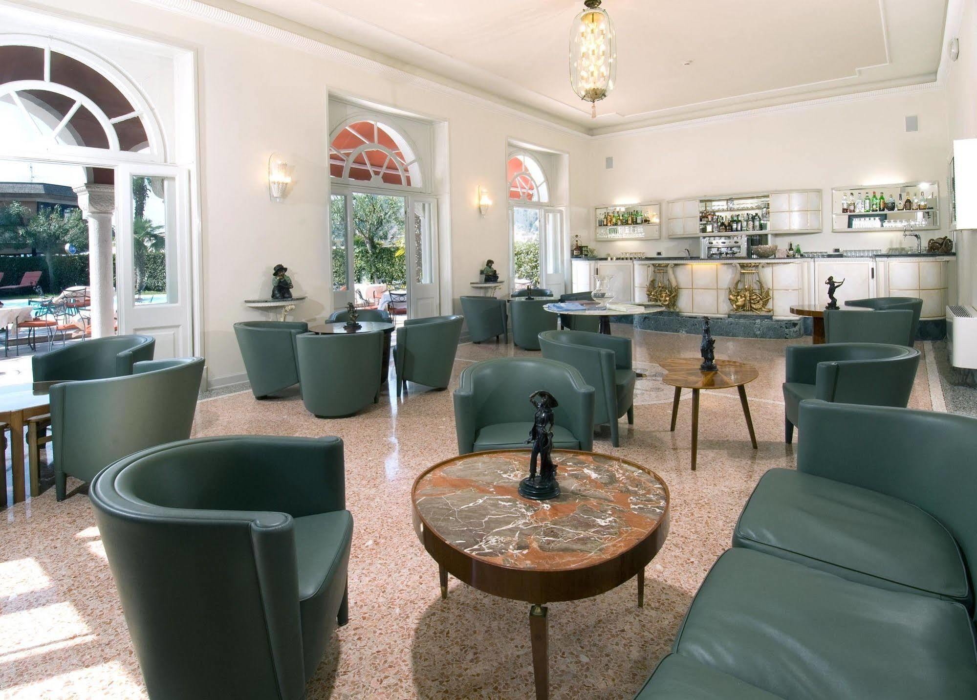 Hotel Milano Toscolano Maderno Exterior photo